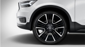 Vasarinių ratų komplektas su padangomis XC40 (išskyrus Pure Electric), R21 5-Triple Open Spoke Black Diamond Cut